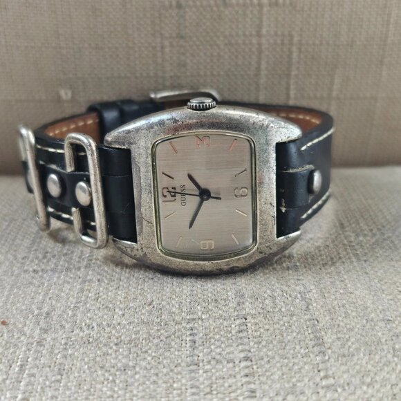 Guess Ladies Wrsitwatch Black Genuine Leather Strap Analog Quartz Wrist Watch - Picture 3 of 13